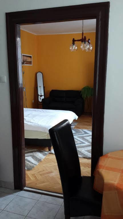 Great Buda Apartman Boedapest Buitenkant foto